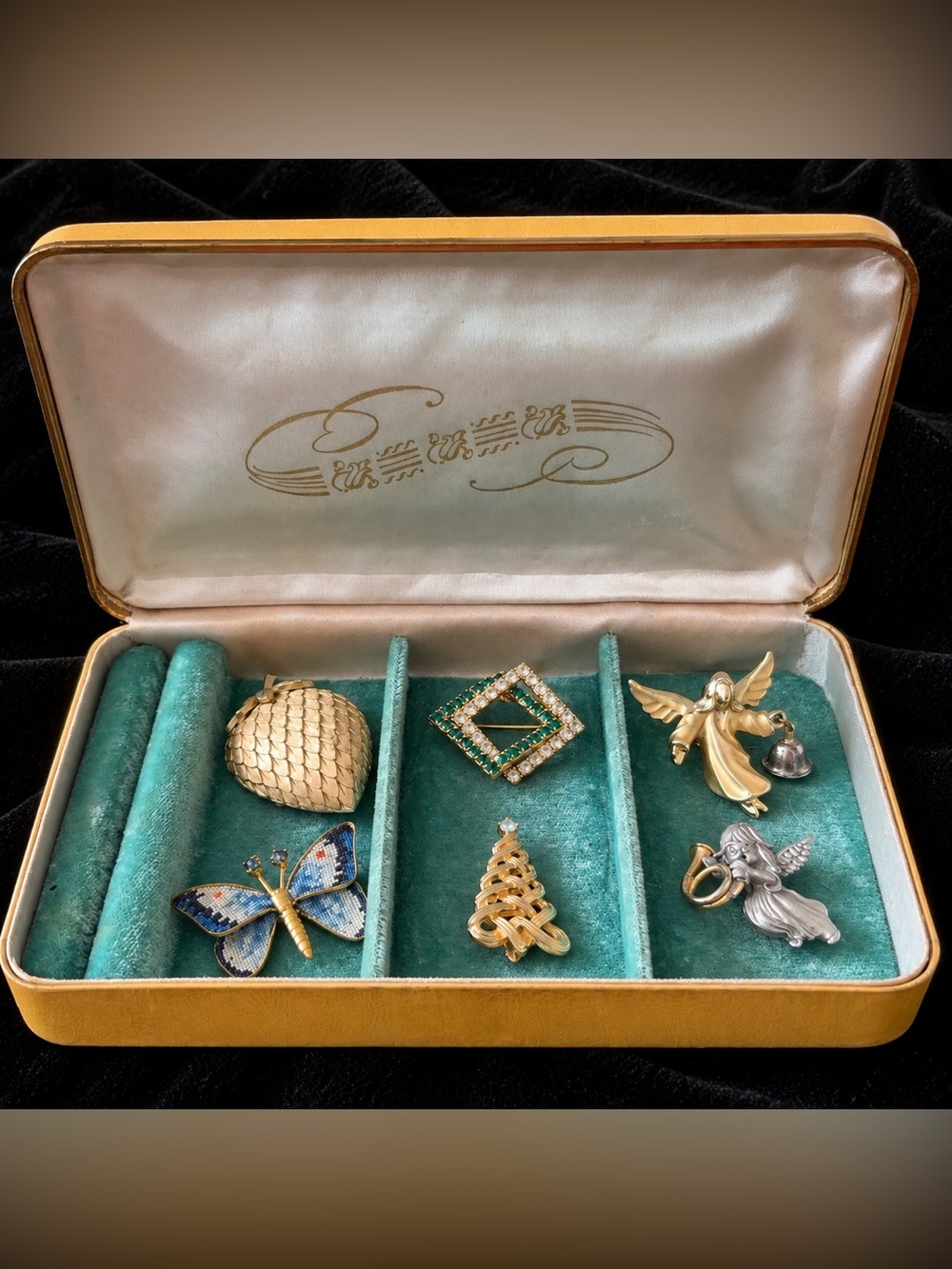 Gold-Tone Mixed Women’s Brooch Set with Turquoise & Blue Accents
